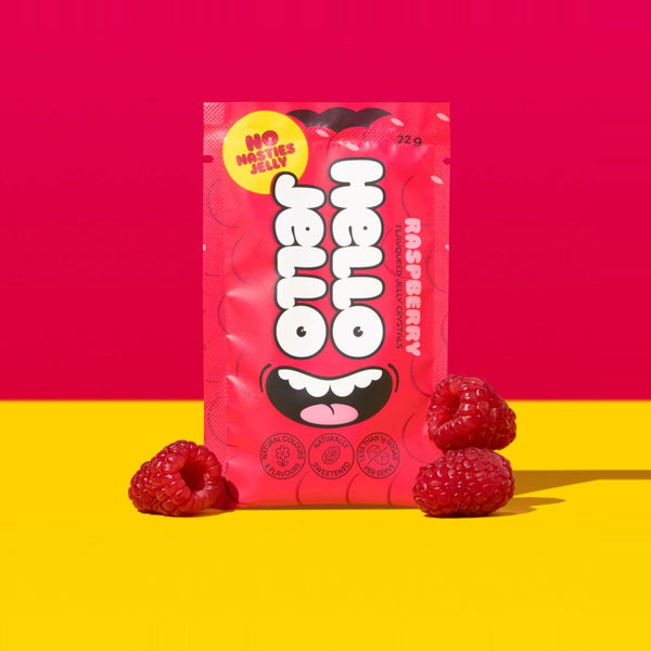 HELLO JELLO Raspberry sachet with fresh raspberries