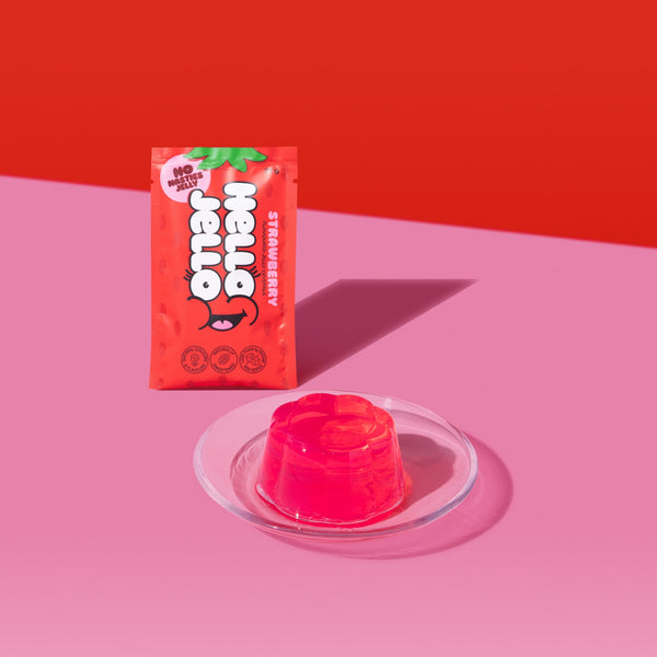 HELLO JELLO Strawberry sachet beside a set strawberry jelly